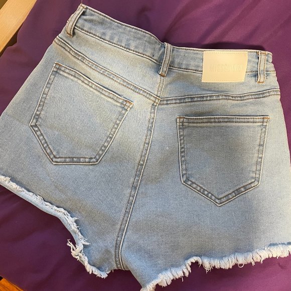 NOT AVAILABLE Missguided shorts (New without tag) - Picture 1 of 2